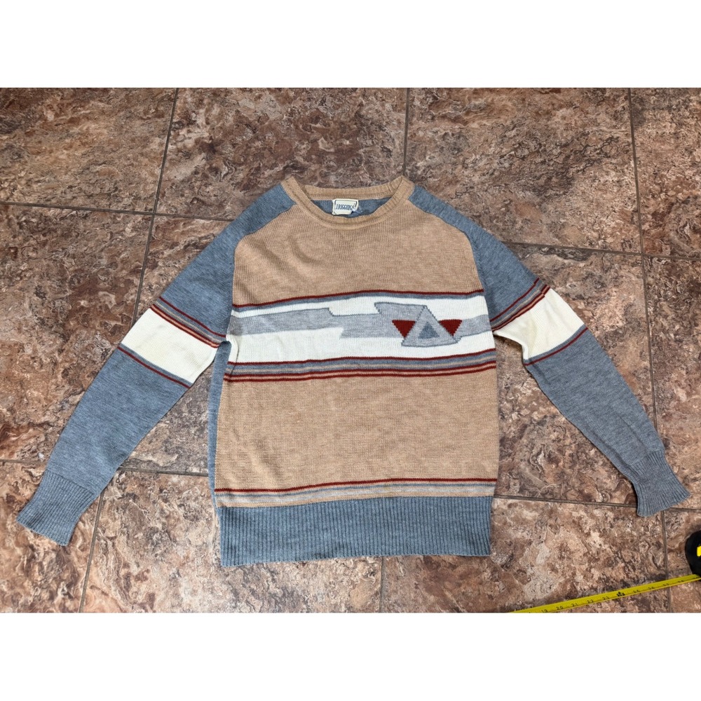 Vintage J Riggins Mens Geometric Intarsia Knit Sweater Tan Grey Crewneck Raglan